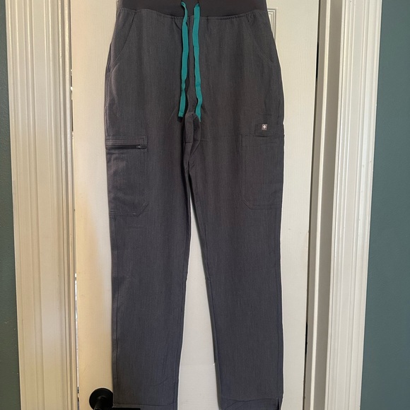 Figs Small/Tall High Waisted Gray Scrub Pants with Teal Drawstring - Picture 2 of 4